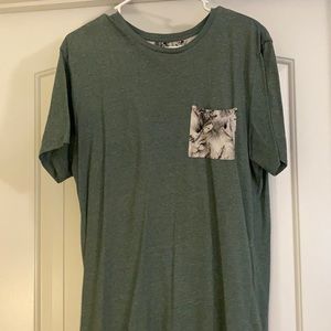 Men’s v neck tshirt